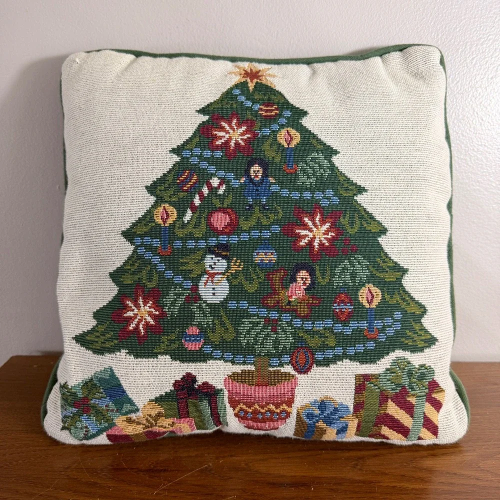 Vintage Christmas Tree Tapestry Pillow Gifts Holiday Decor 12x12